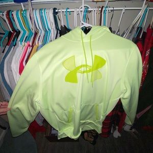 Under armour sweatshirt